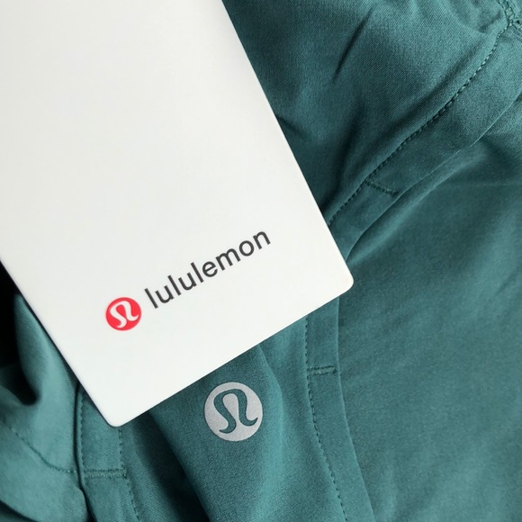 JUST IN ✔️NWT LULULEMON SHORT - Picture 6 of 8